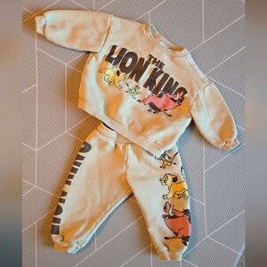 Disney Lion King Matching Set